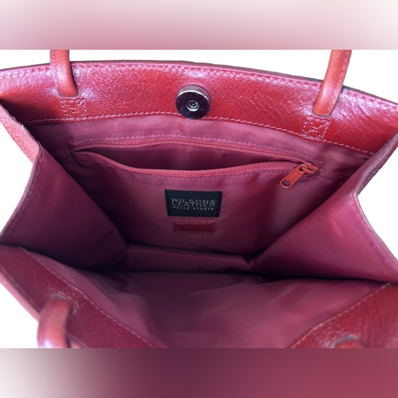 Wilson’s Leather Pelle Studio Red Leather Tote Bag - Picture 5 of 6